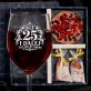 Zestaw Prezenowy Z Kieliszkiem Do Wina Dla 25 Latka: Już 25 – Trzymam Formę Zestaw Prezenowy Z Kieliszkiem Do Wina Dla 25 Latka: Już 25 – Trzymam Formę