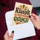 Kartka z Życzeniami Na 65 Urodziny Dla 65 Latka Mężczyzny: Retro Klasyk Kartka z Życzeniami Na 65 Urodziny Dla 65 Latka Mężczyzny: Retro Klasyk