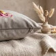 Poduszka Dekoracyjna Dla Kobiety Prezent Dla Kobiety: Tu Śpi Bogini Poduszka Dekoracyjna Dla Kobiety Prezent Dla Kobiety: Tu Śpi Bogini