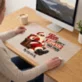 Podkładka Na Biurko 40x60cm Na Mikołaja Prezent Dla Mężczyzny: Ten, Który Zawsze Ma Podkładka Na Biurko 40x60cm Na Mikołaja Prezent Dla Mężczyzny: Ten, Który Zawsze Ma