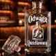 Karafka Do Wódki z Grawerem Na Osiemnastkę Prezent: Odwaga Butelkowana