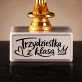 Statuetka Z Grawerem Dla 30 Latki Prezent Na 30 Urodziny Dla Kobiety: Trzydziestka Z Klasą