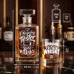 Zestaw Do Whisky Na Dzień Chłopaka Prezent Dla Chłopaka Mężczyzny: Śmiech Przy Szklance Zestaw Do Whisky Na Dzień Chłopaka Prezent Dla Chłopaka Mężczyzny: Śmiech Przy Szklance