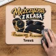 Podkładka Pod Myszkę Na Imieniny Prezent Dla Mężczyzny: Mężczyzna Z Klasą Podkładka Pod Myszkę Na Imieniny Prezent Dla Mężczyzny: Mężczyzna Z Klasą