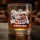 Zestaw Prezentowy Whisky Na Rocznicę Na Walentynki Dla Kobiety: Starsza? Tylko W Metryce Zestaw Prezentowy Whisky Na Rocznicę Na Walentynki Dla Kobiety: Starsza? Tylko W Metryce