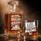 Zestaw Do Whisky Na Mikołajki Prezent Dla Mężczyzny: Męski Humor Typograficzny