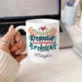 Kubek Personalizowany Dla Fizjoterapeutki Prezent Dla Kobiety: Kręgosłup W Dobrych Kubek Personalizowany Dla Fizjoterapeutki Prezent Dla Kobiety: Kręgosłup W Dobrych