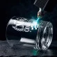 Szklanka Do Whisky Dla Męża Prezent Na Rocznicę Ślubu Dla Mężczyzny: Maż Z Charakterem (Projekt) Szklanka Do Whisky Dla Męża Prezent Na Rocznicę Ślubu Dla Mężczyzny: Maż Z Charakterem (Projekt)