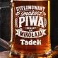 Kufel Personalizowany z Grawerem Na Mikołaja Dla Mężczyzny Prezent: Dyplom Smakosza Kufel Personalizowany z Grawerem Na Mikołaja Dla Mężczyzny Prezent: Dyplom Smakosza