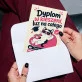 Kartka z Życzeniami Na Zakończenie Szkoły Dla Kobiety: Dyplom I Luz Kartka z Życzeniami Na Zakończenie Szkoły Dla Kobiety: Dyplom I Luz