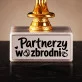 Statuetka Z Grawerem Na Rocznicę Ślubu Prezent Na Walentynki Dla Pary: Partnerzy W Zbrodni