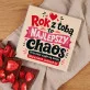 Czekolada Z Truskawkami Na 1 Rocznicę Ślubu Prezent Dla Kobiety: Słodki Chaos Miłości Czekolada Z Truskawkami Na 1 Rocznicę Ślubu Prezent Dla Kobiety: Słodki Chaos Miłości