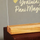 Gratulacje pani magister - Wydruk na szkle akrylowym z podstawką