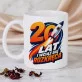 Zestaw Prezenowy Z Kubkiem Dla 20 Latka Na 20 Urodziny: 20 Lat I Wciąż Się Rozkręca Zestaw Prezenowy Z Kubkiem Dla 20 Latka Na 20 Urodziny: 20 Lat I Wciąż Się Rozkręca