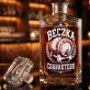 Karafka Do Whisky z Grawerem Na 40 Urodziny Prezent: Beczka Charakteru Karafka Do Whisky z Grawerem Na 40 Urodziny Prezent: Beczka Charakteru