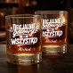 Szklanki Do Whisky z Grawerem Na Osiemnastkę Prezent Dla Mężczyzny: Oficjalnie Gotowy Na Szklanki Do Whisky z Grawerem Na Osiemnastkę Prezent Dla Mężczyzny: Oficjalnie Gotowy Na