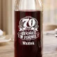 Karafka Do Wina Personalizowana Na 70 Prezent Dla 70 Latka Mężczyzny: 70 Lat I Wciąż W Formie Karafka Do Wina Personalizowana Na 70 Prezent Dla 70 Latka Mężczyzny: 70 Lat I Wciąż W Formie