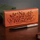 Pióro Wieczne Parker W Etui Na 1 Rocznicę Ślubu Prezent Dla Mężczyzny: Botaniczna Elegancja Pióro Wieczne Parker W Etui Na 1 Rocznicę Ślubu Prezent Dla Mężczyzny: Botaniczna Elegancja