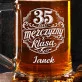 Kufel Personalizowany z Grawerem Dla Mężczyzny Na 35 Urodziny Prezent: Etykieta Whisky Premium Kufel Personalizowany z Grawerem Dla Mężczyzny Na 35 Urodziny Prezent: Etykieta Whisky Premium