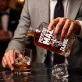 Karafka Do Whisky z Grawerem Dla Narzeczonego Prezent Na Dzień Chłopaka: Przyszły Mąż Leje Zajebiście