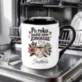 Kubek Personalizowany Na Pierwszą Rocznicę Ślubu Prezent Na Walentynki Dla Kobiety: Po Roku Nadal Mnie Kubek Personalizowany Na Pierwszą Rocznicę Ślubu Prezent Na Walentynki Dla Kobiety: Po Roku Nadal Mnie