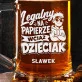 Kufel Personalizowany Na Osiemnastkę Prezent Dla Mężczyzny: Legalny Na Papierze