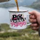 Kubek Emaliowany Na 50 Prezent Na 50 Urodziny Dla Kobiety: Szyk I Dystans Kubek Emaliowany Na 50 Prezent Na 50 Urodziny Dla Kobiety: Szyk I Dystans