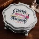 Szkatułka Na Biżuterię Na Dzień Nauczyciela Prezent Dla Nauczyciela Kobiety: Elegancka Wdzięczność Szkatułka Na Biżuterię Na Dzień Nauczyciela Prezent Dla Nauczyciela Kobiety: Elegancka Wdzięczność