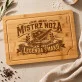 Deska Do Krojenia Na Imieniny Prezent Dla Mężczyzny: Herb Mistrza Noża Deska Do Krojenia Na Imieniny Prezent Dla Mężczyzny: Herb Mistrza Noża