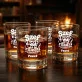 Szklanki Do Whisky z Grawerem Dla Szefa Prezent Dla Mężczyzny: Szef Rządzi Z Uśmiechem Szklanki Do Whisky z Grawerem Dla Szefa Prezent Dla Mężczyzny: Szef Rządzi Z Uśmiechem
