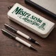 Zestaw Pióro i Długopis w Etui Na Dzień Górnika Prezent Dla Górnika Mężczyzny: Górnicza Duma Zestaw Pióro i Długopis w Etui Na Dzień Górnika Prezent Dla Górnika Mężczyzny: Górnicza Duma