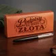 Pióro Wieczne Parker W Etui Dla Kolegi Prezent Dla Mężczyzny: Elegancja Podpisu Pióro Wieczne Parker W Etui Dla Kolegi Prezent Dla Mężczyzny: Elegancja Podpisu