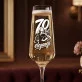 Kieliszek Do Szampana Z Grawerem Dla 70 Latki Prezent Na 70 Urodziny Dla Kobiety: Klasyczna Elegancja