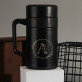 Monogram w kole kwiaty - Kubek termiczny 400 ml