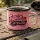 Kubek Emaliowany Na Zajączka Prezent Dla Kobiety: Subtelna Elegancja Kubek Emaliowany Na Zajączka Prezent Dla Kobiety: Subtelna Elegancja