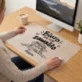 Podkładka Na Biurko 40x60cm Na Odejście Z Pracy Prezent Dla Kobiety: Biuro Się Nie Zawaliło