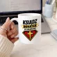 Kubek Z Nadrukiem Dla Księdza Prezent Dla Mężczyzny: Ksiądz Bohater W Koloratce Kubek Z Nadrukiem Dla Księdza Prezent Dla Mężczyzny: Ksiądz Bohater W Koloratce