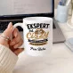 Kubek Personalizowany Dla Nauczyciela Prezent Na Dzień Nauczyciela Dla Mężczyzny: Ekspert Od Ciszy Kubek Personalizowany Dla Nauczyciela Prezent Na Dzień Nauczyciela Dla Mężczyzny: Ekspert Od Ciszy