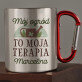 Ogród to moja terapia - Kubek metalowy z karabińczykiem Ogród to moja terapia - Kubek metalowy z karabińczykiem