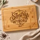 Deska Do Krojenia z Grawerem Dla Przyjaciółki Prezent Dla Kobiety: Siostry Z Wyboru Deska Do Krojenia z Grawerem Dla Przyjaciółki Prezent Dla Kobiety: Siostry Z Wyboru