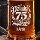 Kufel Personalizowany z Grawerem Dla Dziadka Na 75 Urodziny Prezent: Srebrna Legenda Kufel Personalizowany z Grawerem Dla Dziadka Na 75 Urodziny Prezent: Srebrna Legenda