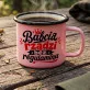 Kubek Emaliowany Dla Babci Prezent Na Dzień Babci Dla Kobiety: Szefowa Domowego Chaosu Kubek Emaliowany Dla Babci Prezent Na Dzień Babci Dla Kobiety: Szefowa Domowego Chaosu