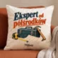 Poduszka Dekoracyjna Na Parapetówkę Prezent Dla Mężczyzny: Ekspert Od Półśrodków