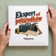 Album Na Zdjęcia Tradycyjny Na Parapetówkę Prezent Dla Mężczyzny: Ekspert Od Półśrodków Album Na Zdjęcia Tradycyjny Na Parapetówkę Prezent Dla Mężczyzny: Ekspert Od Półśrodków