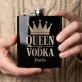 Piersiówka Z Grawerem Dla Kobiety Prezent Dla Kobiety: Queen Of Vodka Piersiówka Z Grawerem Dla Kobiety Prezent Dla Kobiety: Queen Of Vodka