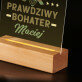 Prawdziwy bohater - Wydruk na szkle akrylowym z podstawką led