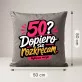 Poduszka Dekoracyjna Na 50 Urodziny Prezent Dla Kobiety: 50? Dopiero Się Rozkręcam Poduszka Dekoracyjna Na 50 Urodziny Prezent Dla Kobiety: 50? Dopiero Się Rozkręcam