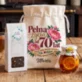 Zestaw Prezentowy z Herbatą Na 70 Prezent Dla 70 Latki Kobiety: Pełna Życia Od 70 Lat Zestaw Prezentowy z Herbatą Na 70 Prezent Dla 70 Latki Kobiety: Pełna Życia Od 70 Lat