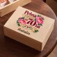 Zestaw Herbat w Skrzynce Na 70 Prezent Dla 70 Latki Kobiety: Pełna Życia Od 70 Lat Zestaw Herbat w Skrzynce Na 70 Prezent Dla 70 Latki Kobiety: Pełna Życia Od 70 Lat
