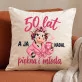 Poduszka Dekoracyjna Dla 50 Latki Prezent Na 50 Urodziny Dla Kobiety: Piękna I Młoda Poduszka Dekoracyjna Dla 50 Latki Prezent Na 50 Urodziny Dla Kobiety: Piękna I Młoda